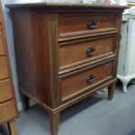 985 1639 CHEST OF DRAWERS